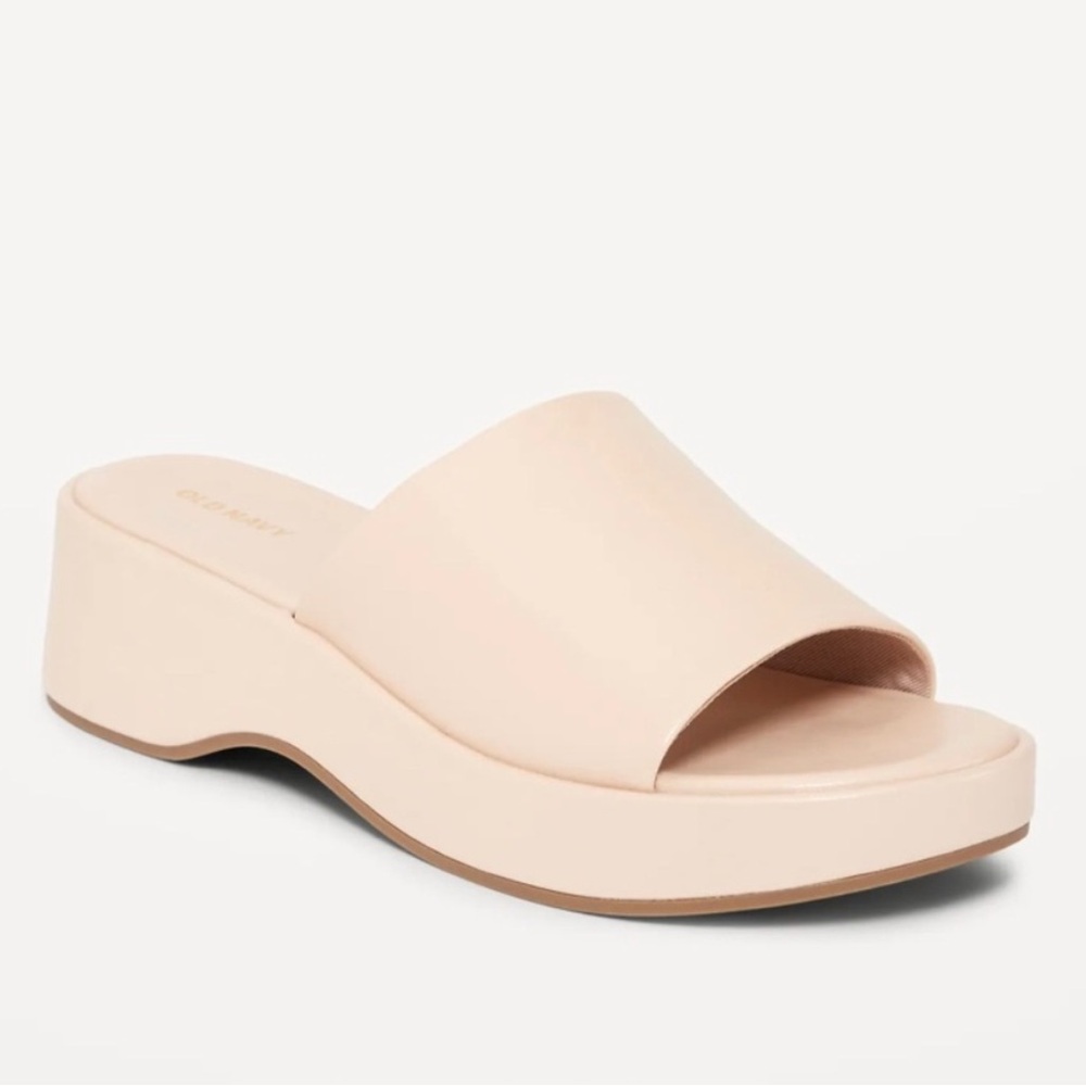 Old Navy | Nude blush cream platform sandals size 8